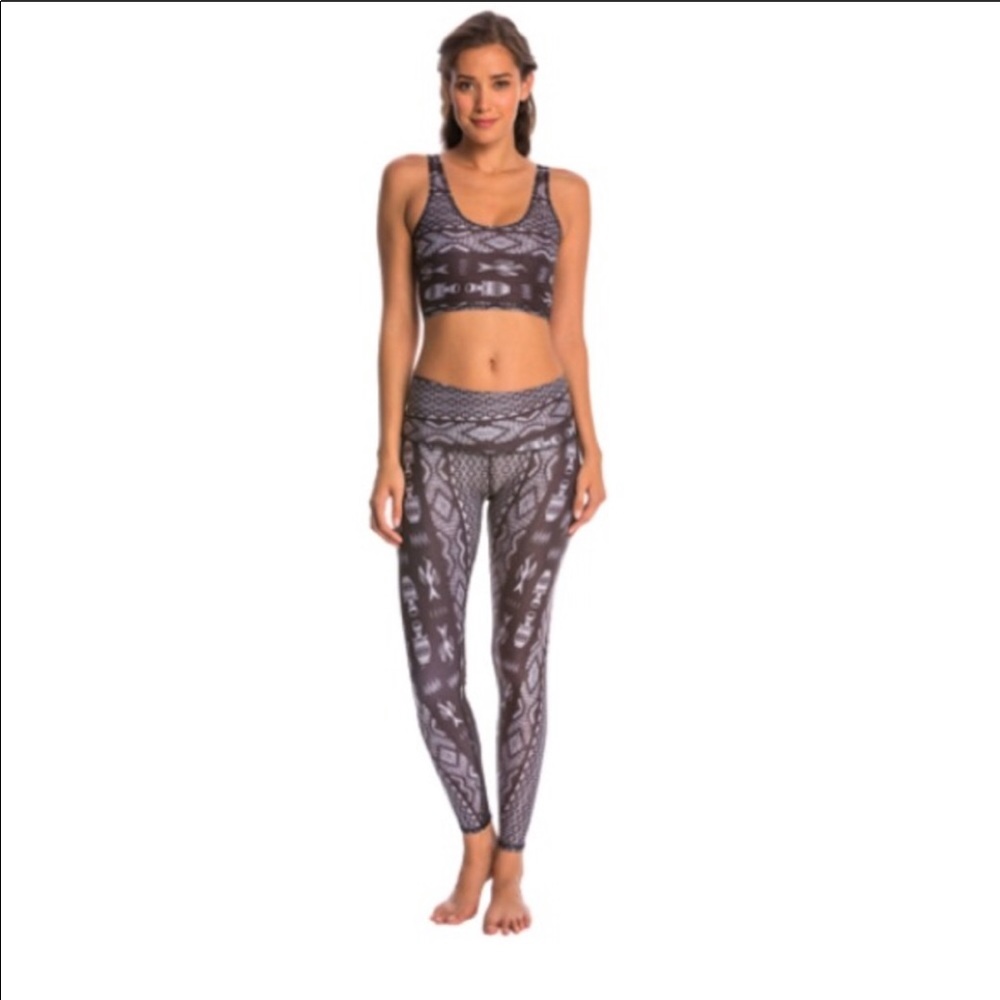Teeki Yoga Hot Pant Leggings